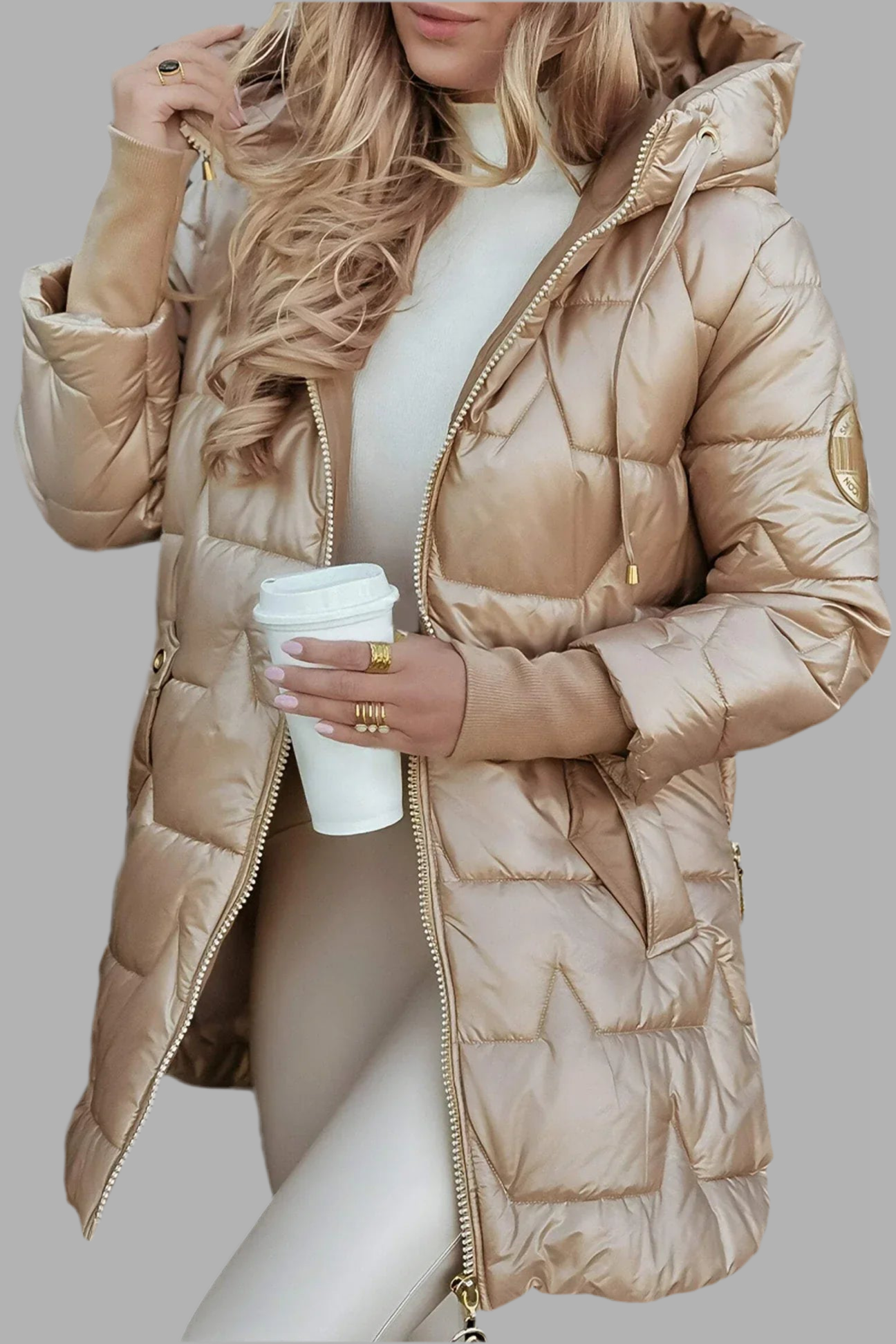 Nolwen™| Stilvolle Winterjacke mit Kapuze und Futter