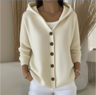Felicia | Trendige Strickjacke mit Kapuze