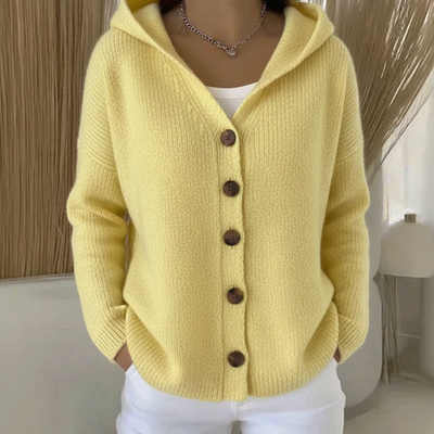 Felicia | Trendige Strickjacke mit Kapuze